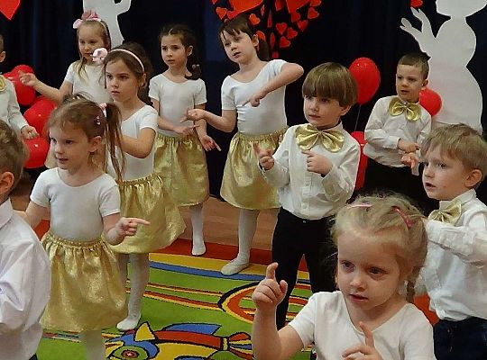 Gr. II - Występ z okazji Dnia Babci i Dziadka