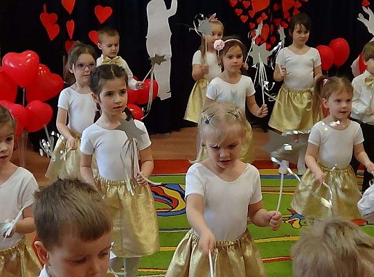 Gr. II - Występ z okazji Dnia Babci i Dziadka