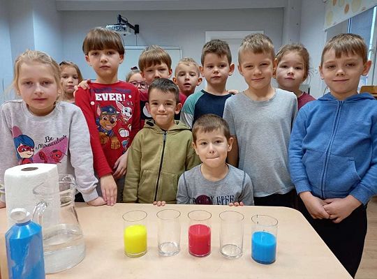 Gr. IV - Eksperymenty z wodą