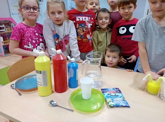 Gr. IV - Eksperymenty z wodą