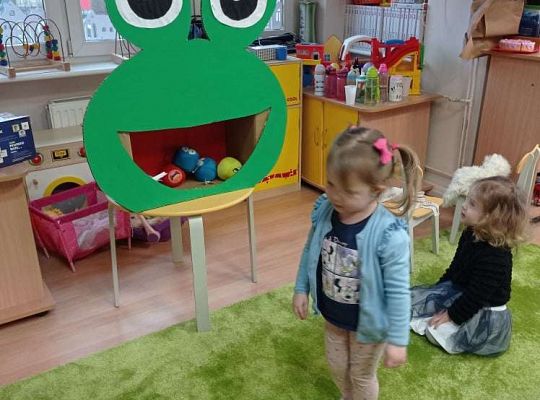 Gr. I Tak ćwiczą żabki