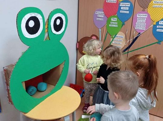 Gr. I Tak ćwiczą żabki