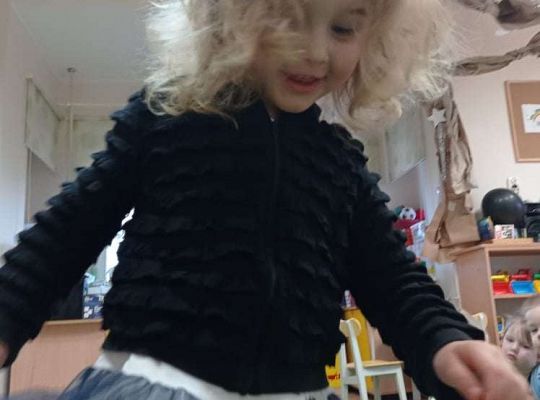 Gr. I Tak ćwiczą żabki