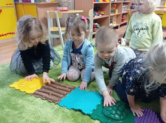 Gr. I Tak ćwiczą żabki