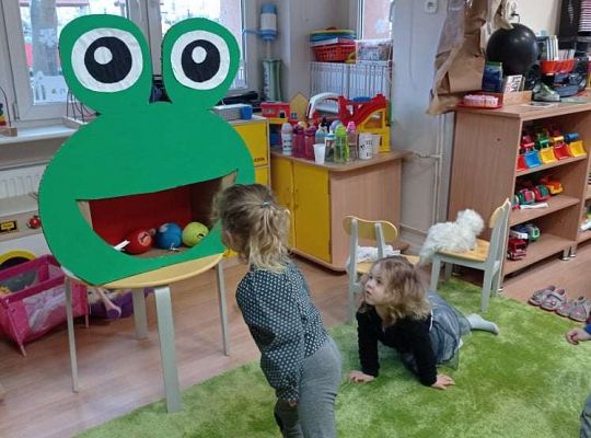 Gr. I Tak ćwiczą żabki