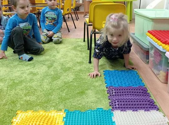 Gr. I Tak ćwiczą żabki