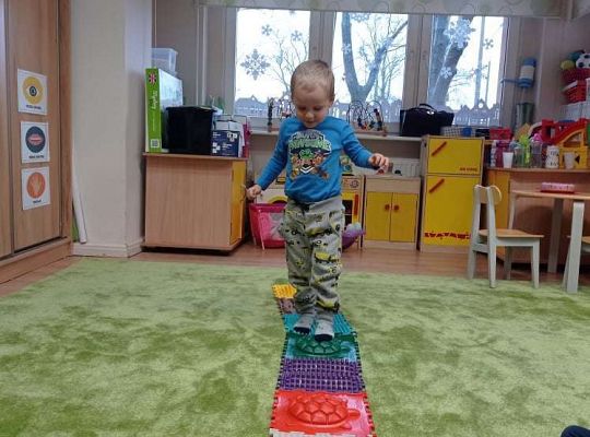 Gr. I Tak ćwiczą żabki