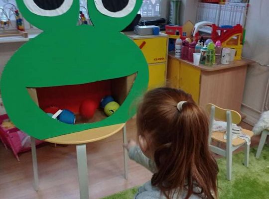 Gr. I Tak ćwiczą żabki