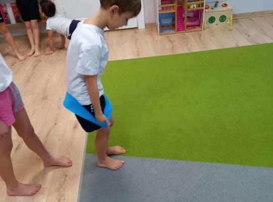 Gr. IV - Ćwiczenia gimnastyczne