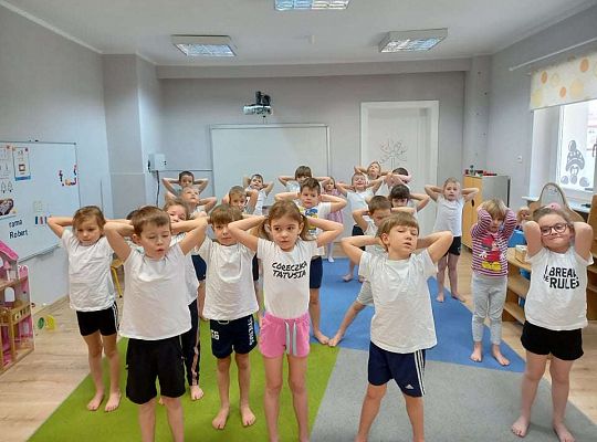 Gr. IV - Ćwiczenia gimnastyczne