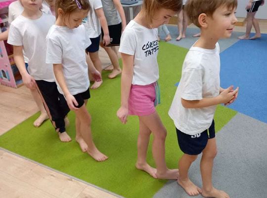 Gr. IV - Ćwiczenia gimnastyczne