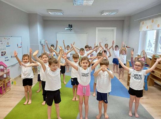 Gr. IV - Ćwiczenia gimnastyczne