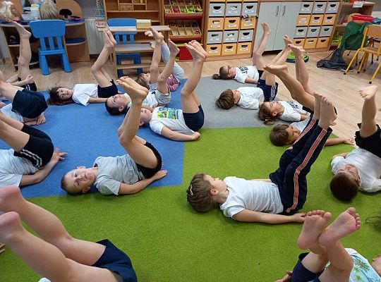 Gr. IV - Ćwiczenia gimnastyczne