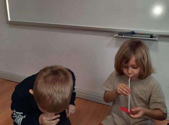 Gr.III "Wdech i wydech"- ćwiczenia oddechowe