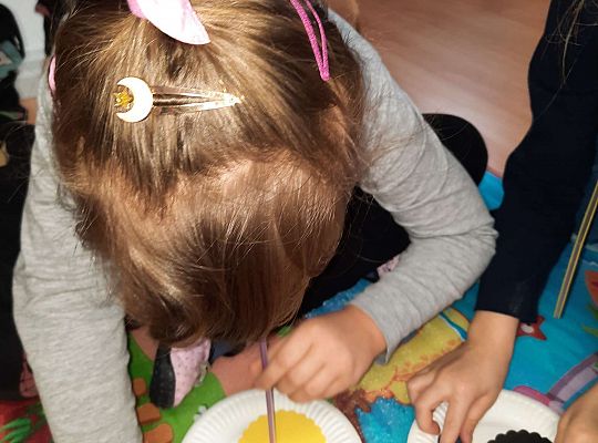 Gr.III "Wdech i wydech"- ćwiczenia oddechowe