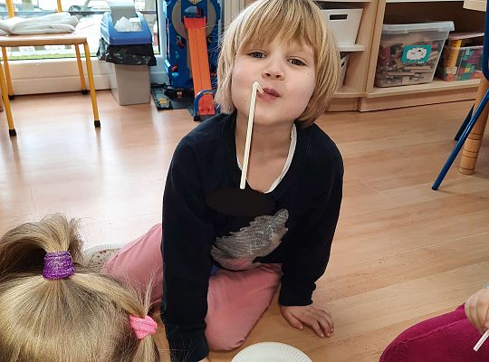 Gr.III "Wdech i wydech"- ćwiczenia oddechowe