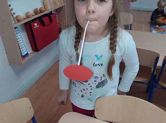 Gr.III "Wdech i wydech"- ćwiczenia oddechowe