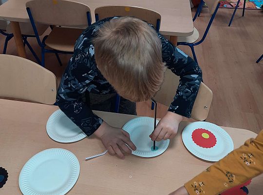 Gr.III "Wdech i wydech"- ćwiczenia oddechowe