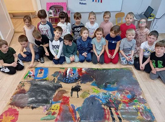 Gr. IV - Malowanie  do muzyki dziesięcioma palcami