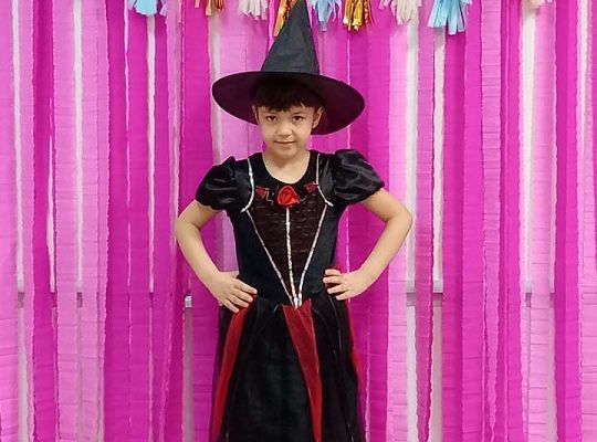 Gr. IV - Bal karnawałowy u starszaków