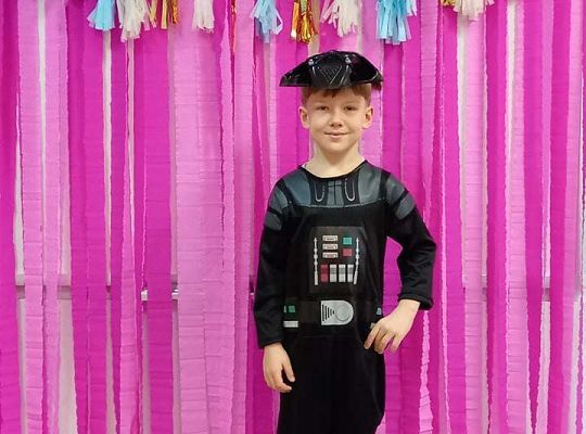 Gr. IV - Bal karnawałowy u starszaków