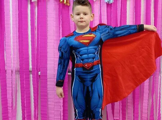 Gr. IV - Bal karnawałowy u starszaków