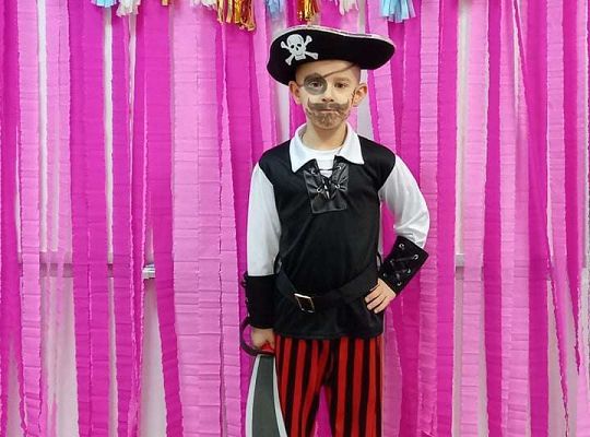 Gr. IV - Bal karnawałowy u starszaków