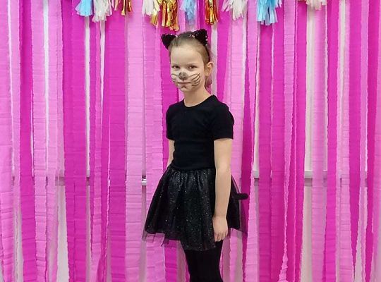 Gr. IV - Bal karnawałowy u starszaków