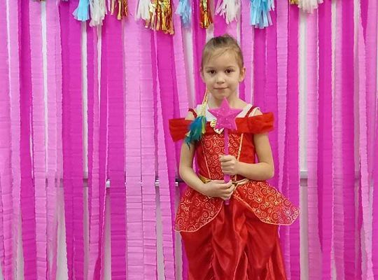 Gr. IV - Bal karnawałowy u starszaków