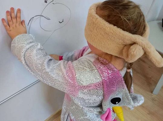 Gr. IV - Bal karnawałowy u starszaków