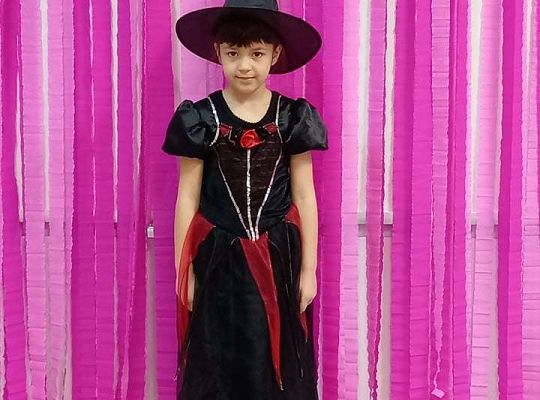 Gr. IV - Bal karnawałowy u starszaków