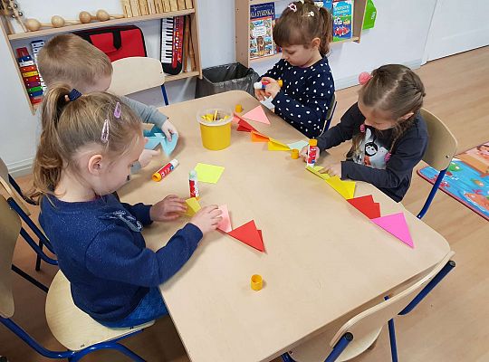 Gr. III - Tydzień karnawałowy w średniakach