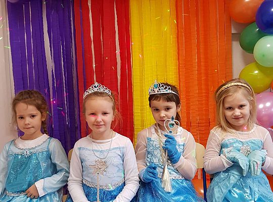 Gr. III  Bal Karnawałowy