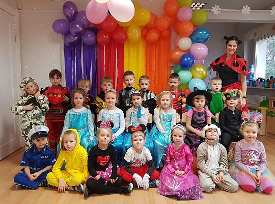 Gr. III  Bal Karnawałowy