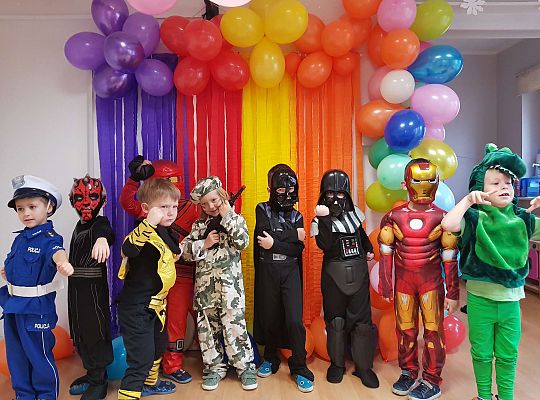 Gr. III  Bal Karnawałowy