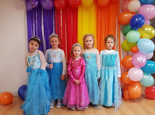 Gr. III  Bal Karnawałowy