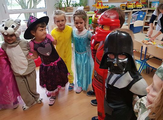 Gr. III  Bal Karnawałowy