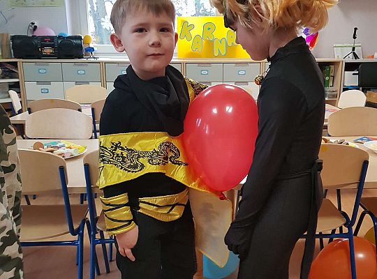 Gr. III  Bal Karnawałowy