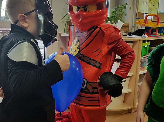 Gr. III  Bal Karnawałowy