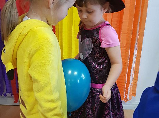 Gr. III  Bal Karnawałowy