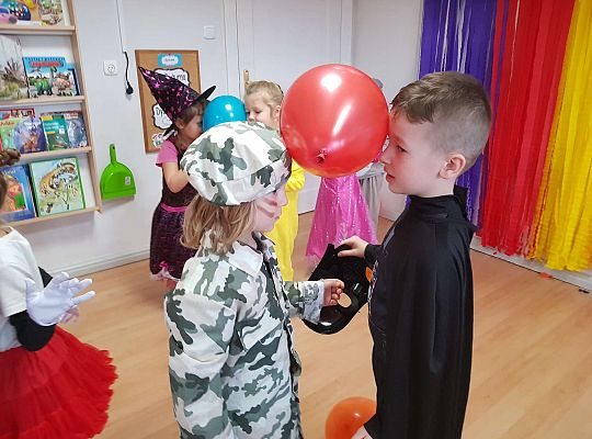 Gr. III  Bal Karnawałowy