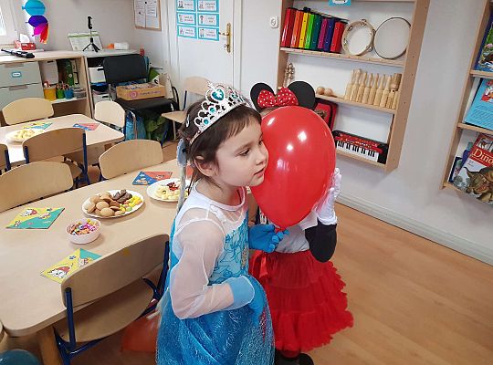 Gr. III  Bal Karnawałowy