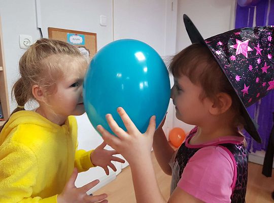 Gr. III  Bal Karnawałowy