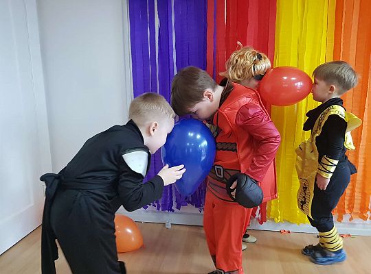 Gr. III  Bal Karnawałowy