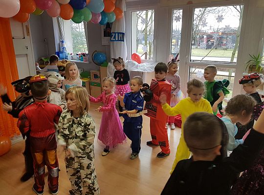 Gr. III  Bal Karnawałowy