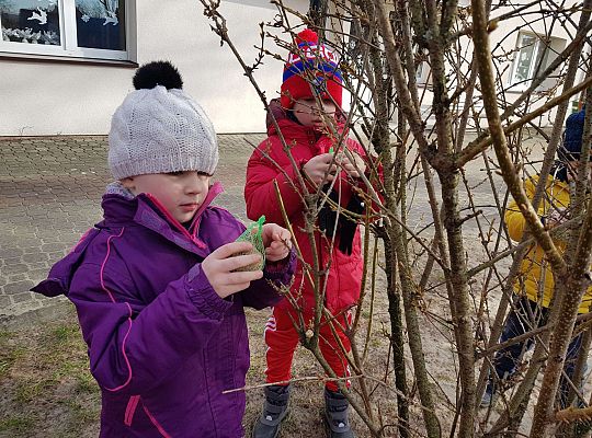 Gr. III Dokarmiamy ptaki