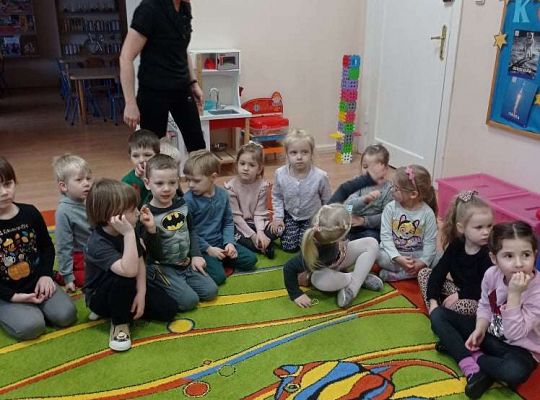 Gr. II Teatrzyk "Czerwony Kapturek"