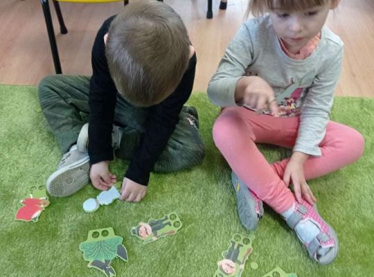 Gr. I Teatrzyk "Czerwony Kapturek"