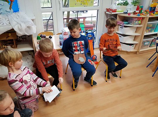 Gr. III i IV 'Dzień Kota"