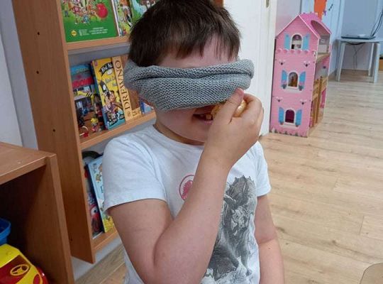 Gr. IV Realizacja programu "Gramy zmysłami"